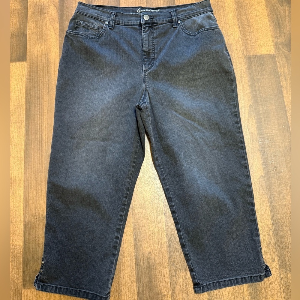 Gloria Vanderbilt Black Straight Leg Jeans